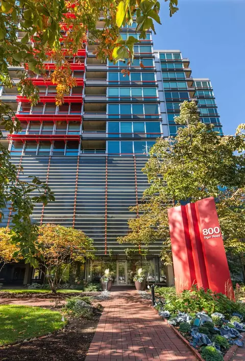 800 Elgin Rd #909, Evanston, IL 60201