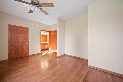 Bedroom - 1176 Heathrow Ln, Aurora, IL 60502 photo 3 of 3