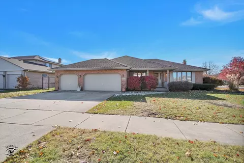 8131 Deland Ct, Tinley Park, IL 60477
