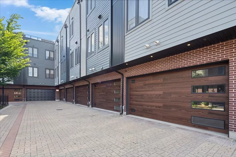 Other - 4232 W Belmont Ave #5, Chicago, IL 60641 photo 4 of 10