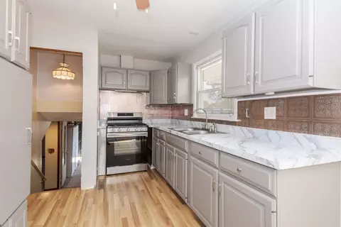 1306 Anderson St, Bloomington, IL 61701 photo 12