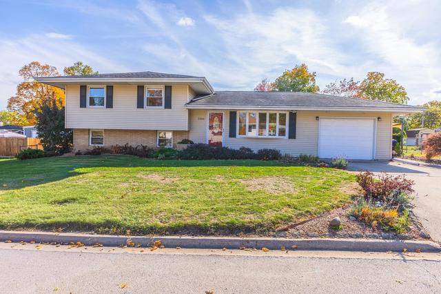 1306 Anderson St, Bloomington, IL 61701