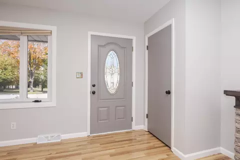 1306 Anderson St, Bloomington, IL 61701 photo 3