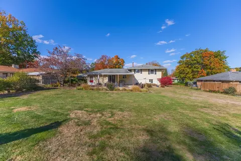 1306 Anderson St, Bloomington, IL 61701 photo 36