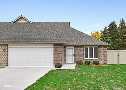 1260 Oak Grove Ct, Morris, IL 60450