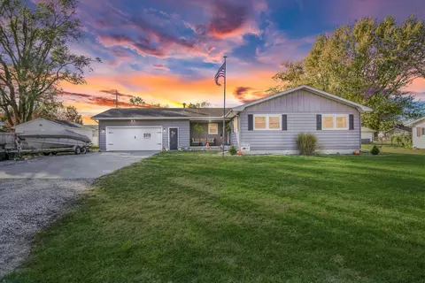 407 S Washington St, Sidney, IL 61877