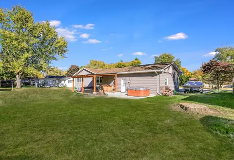 Exterior - 407 S Washington St, Sidney, IL 61877 photo 3 of 16