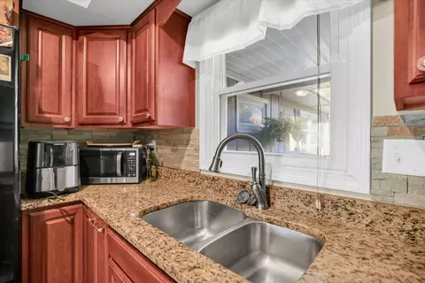 Kitchen - 407 S Washington St, Sidney, IL 61877 photo 5 of 5
