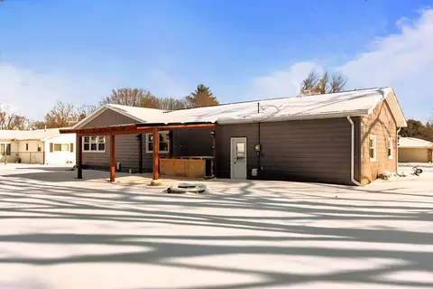 Exterior - 407 S Washington St, Sidney, IL 61877 photo 10 of 16