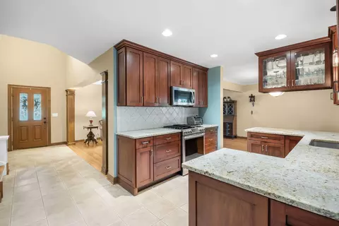 Kitchen - 325 Pine Ct, Naperville, IL 60540 photo 2 of 4