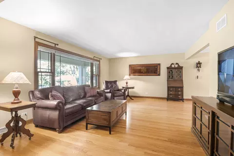 Living - 325 Pine Ct, Naperville, IL 60540 photo 1 of 3