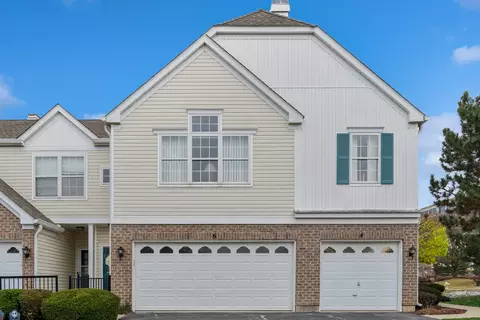 6 Arboretum Dr, Lombard, IL 60148