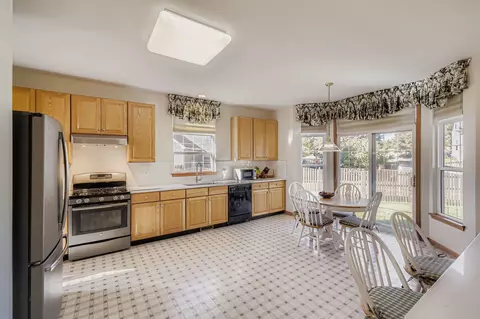 Kitchen - 1920 Butler Dr, Bartlett, IL 60103 photo 1 of 3
