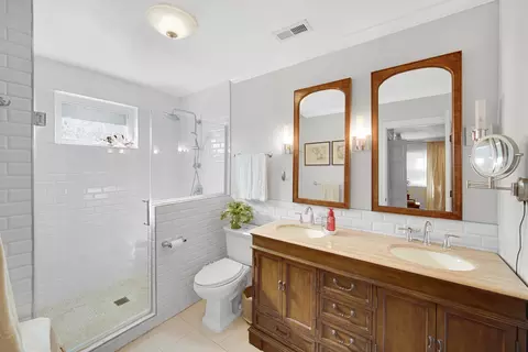 Bath - 148 Wheeling Ave, Wheeling, IL 60090 photo 1 of 2