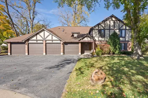 8239 Mulberry Ct #B, Palos Hills, IL 60465