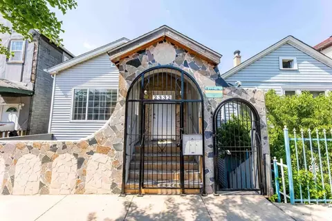 2332 W 18th Pl, Chicago, IL 60608