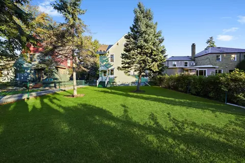 Exterior - 197 Herrick Rd, Riverside, IL 60546 photo 6 of 8