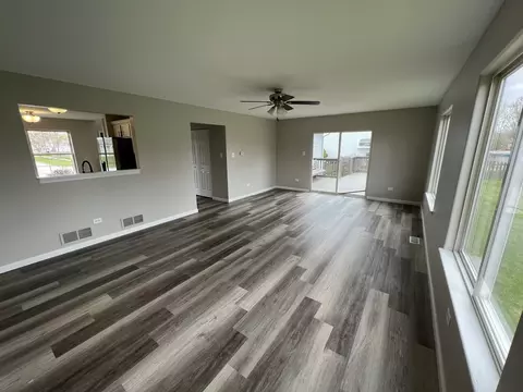 Living - 26518 W Deer Path, Channahon, IL 60410 photo 1 of 2