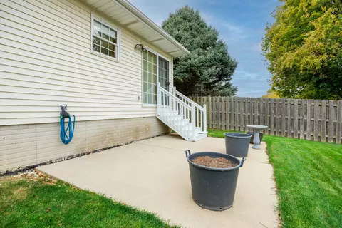 2803 Binghampton Ln, Bloomington, IL 61705 photo 33