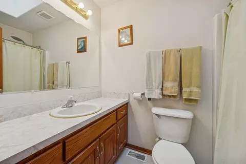 5524 Christopher Dr, Oak Forest, IL 60452 photo 16