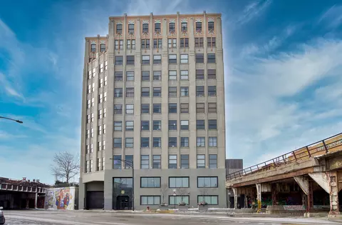 1550 S Blue Island Ave #1111, Chicago, IL 60608