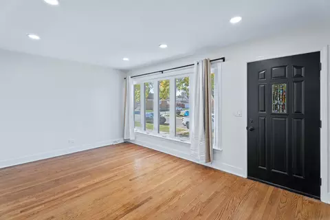 Living - 5253 S Mobile Ave, Chicago, IL 60638 photo 1 of 1