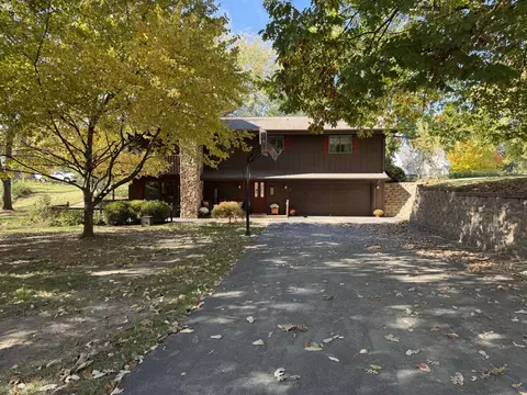 325 S 3rd St, Hennepin, IL 61327
