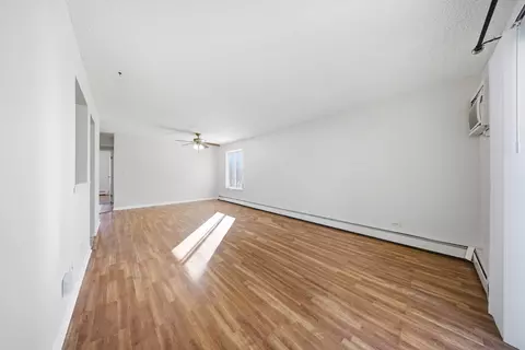 291 Gregory St #6, Aurora, IL 60504 photo 10