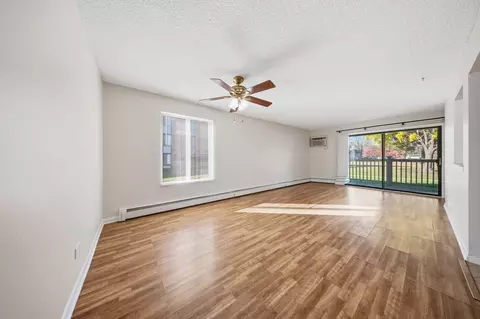 291 Gregory St #6, Aurora, IL 60504 photo 12