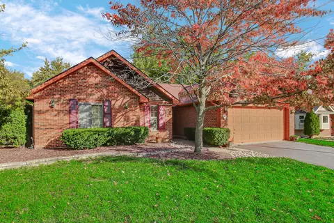 140 Rockhurst Rd, Bolingbrook, IL 60440