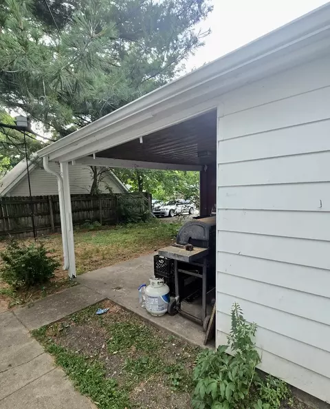 Exterior - 453 E Chicago St, Elgin, IL 60120 photo 2 of 3