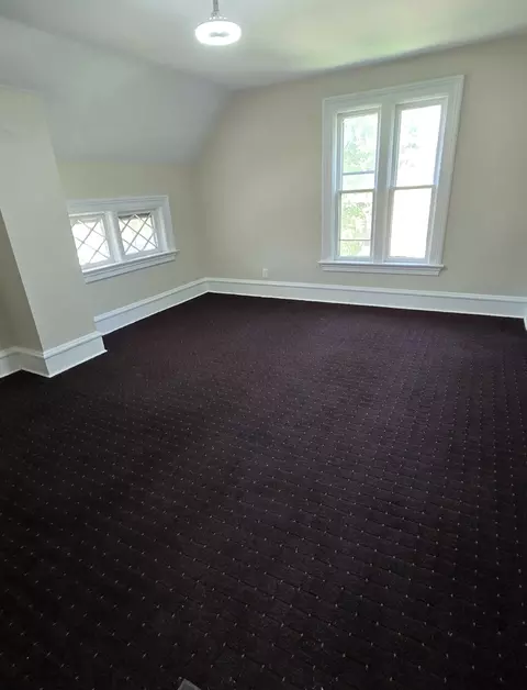 Bedroom - 453 E Chicago St, Elgin, IL 60120 photo 1 of 2