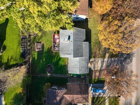 View/Area - 520 N Lyle Ave, Elgin, IL 60123 photo 1 of 2