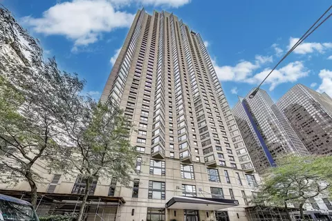 401 E Ontario St #309, Chicago, IL 60611