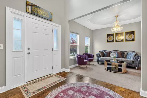 Entry Way - 693 Slate Run, Elgin, IL 60124 photo 1 of 3