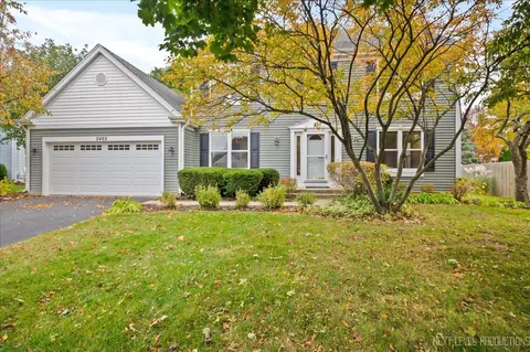 2465 Barn Owl Ln, Elgin, IL 60124