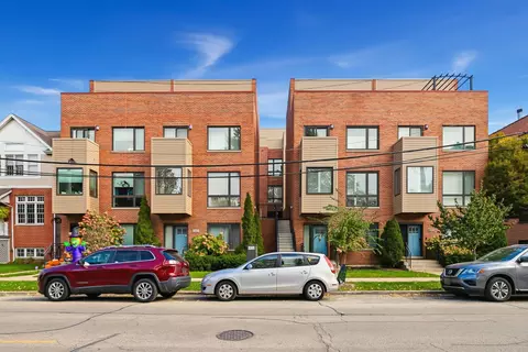 645 Custer Ave #103, Evanston, IL 60202