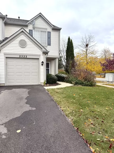 2522 Arcadia Cir, Naperville, IL 60540