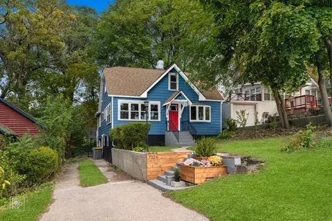 7526 Salem Rd, Wonder Lake, IL 60097