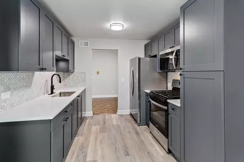 Kitchen - 1182 Buckingham Ct #D2, Wheeling, IL 60090 photo 1 of 2