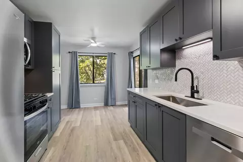 Kitchen - 1182 Buckingham Ct #D2, Wheeling, IL 60090 photo 2 of 2