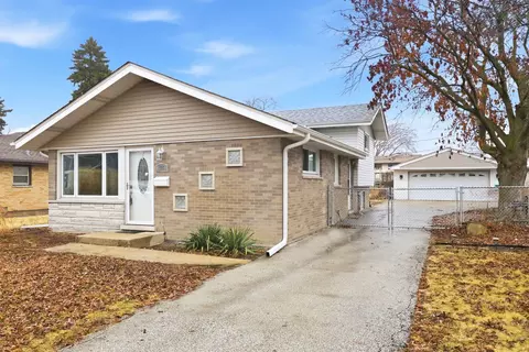 Undisclosed, Alsip, IL 60803 photo 2