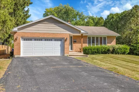 1223 Westhaven Dr, Wheaton, IL 60189