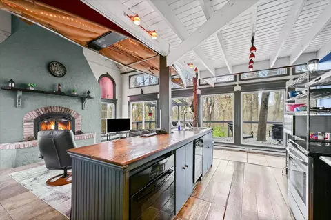Kitchen - 5495 E Cr 2950 North Rd, Potomac, IL 61865 photo 4 of 4