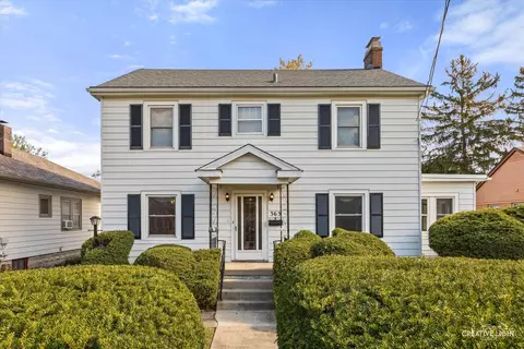 363 Orchard St, Elgin, IL 60123