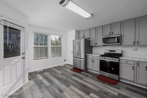 Kitchen - 416 Conservatory Ln, Aurora, IL 60502 photo 1 of 2