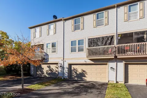 Exterior - 416 Conservatory Ln, Aurora, IL 60502 photo 2 of 2