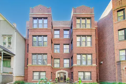 1447 W Warner Ave #3W, Chicago, IL 60613