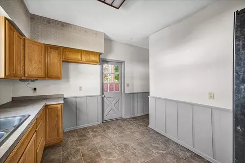 Kitchen - 393 E Front St, El Paso, IL 61738 photo 3 of 3