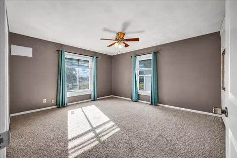 Bedroom - 393 E Front St, El Paso, IL 61738 photo 1 of 6